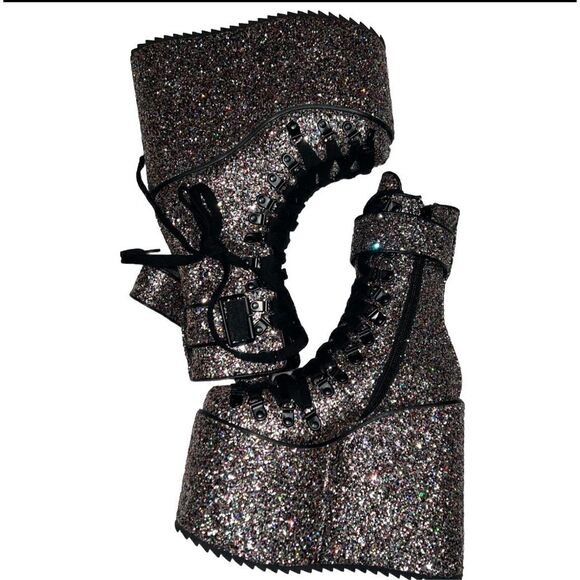 Size 5 Glitter Platforms Sugar Coated Traitor Boots Silver Current mood - Picture 1 of 6